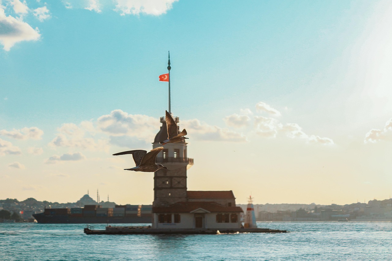 Işık Kulesi ile Geceyi Aydınlatmanın Yolları